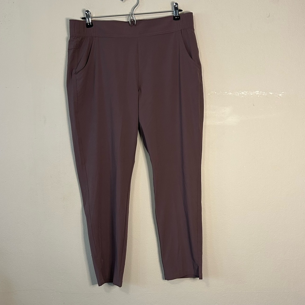 Eddie Bauer Traveler Ankle Pant in Dusty Violet - Picture 4 of 9